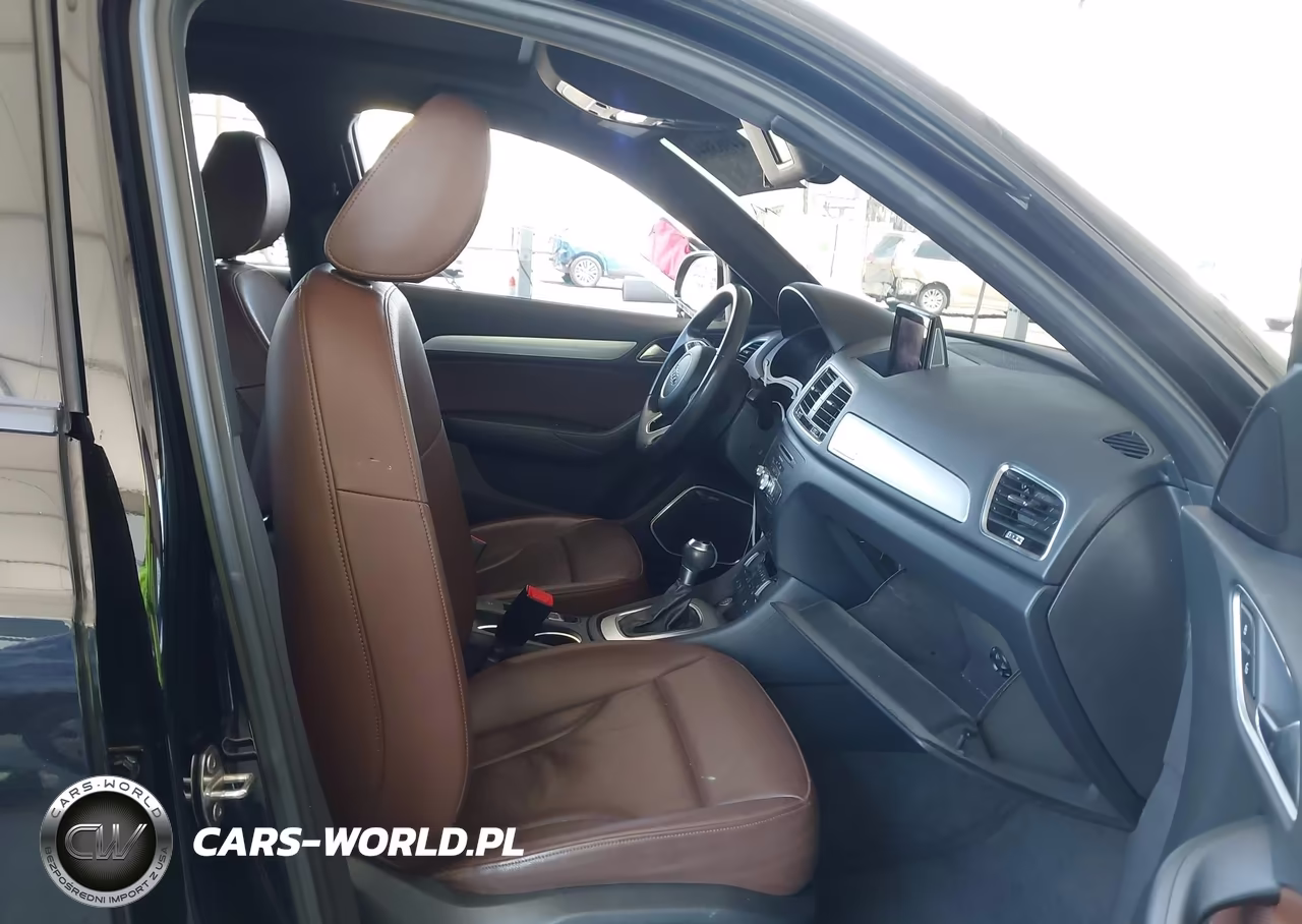 2018 Audi Q3 2.0T Premium VIN:WA1JCCFS3JR032423 - 5