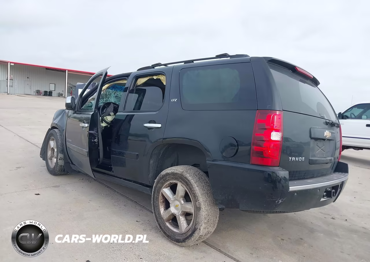 2007 Chevrolet Tahoe Ltz VIN:1GNFC13047R325279 - 3