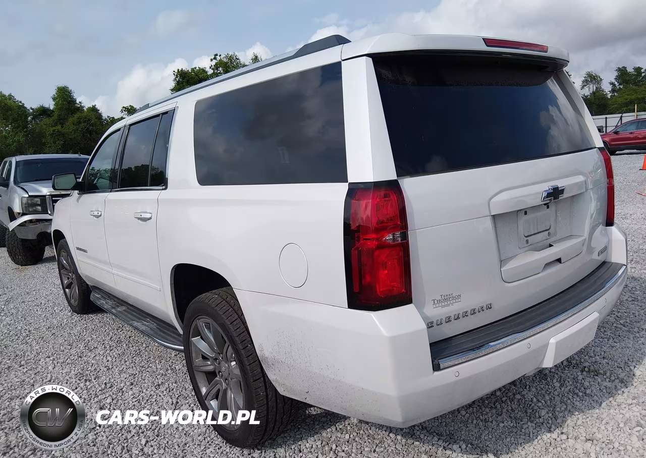 2017 Chevrolet Suburban Premier VIN:1GNSCJKC8HR313857 - 3