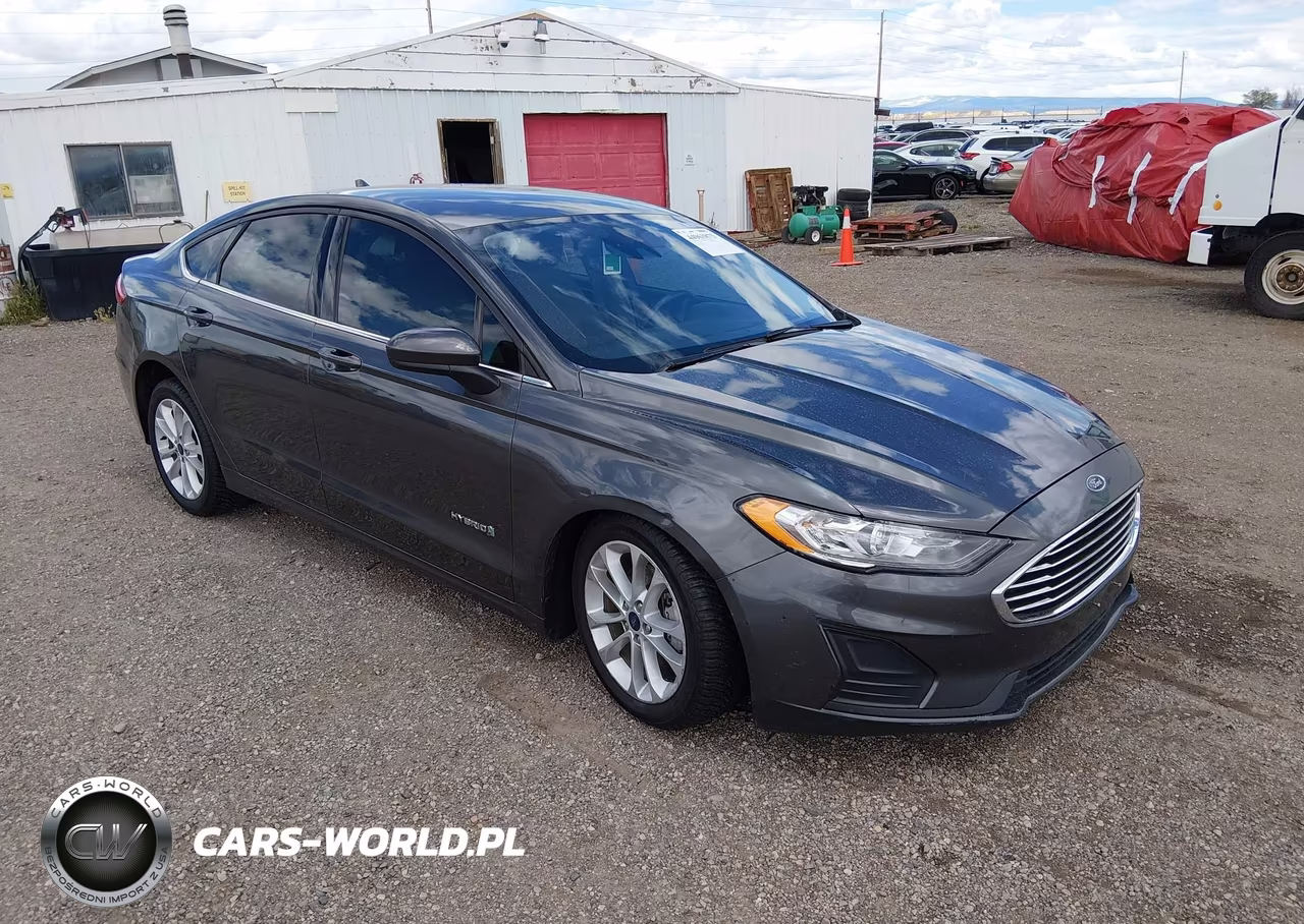2019 Ford Fusion Hybrid Se – zdjęcie 1 z 16