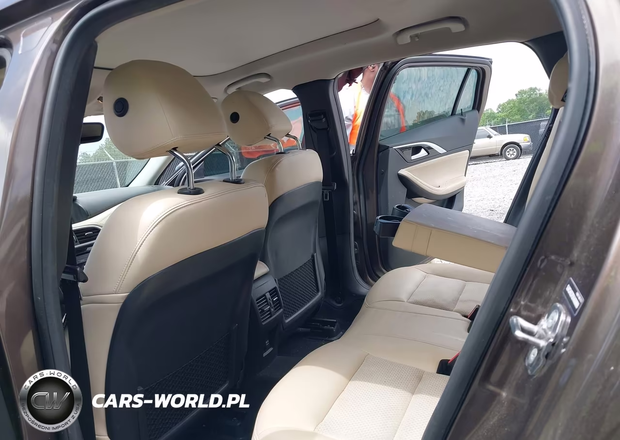 2019 Infiniti Qx30 Luxe VIN:SJKCH5CR2KA009998 - 8
