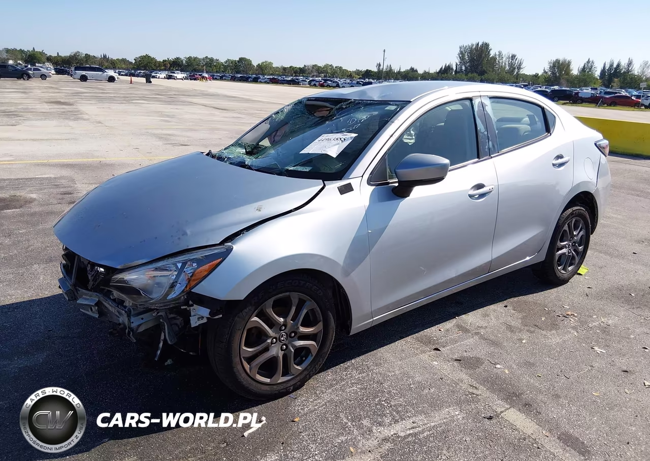 2019 Toyota Yaris Le VIN:3MYDLBYVXKY515375 - 2