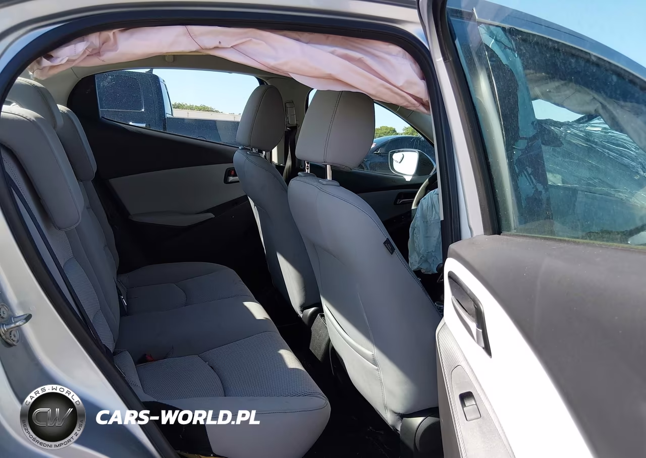 2019 Toyota Yaris Le VIN:3MYDLBYVXKY515375 - 8