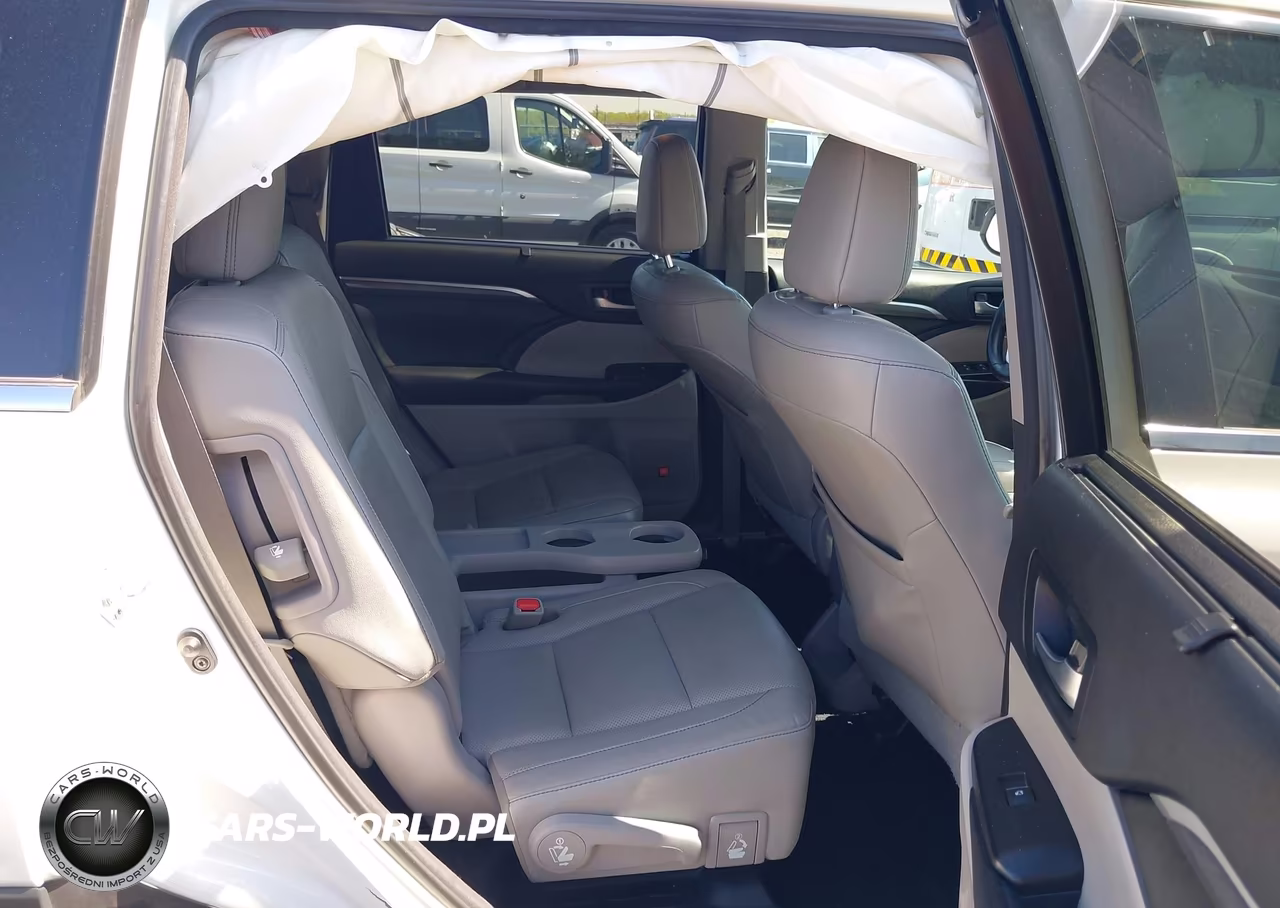 2017 Toyota Highlander Limited VIN:5TDDZRFH7HS402759 - 8