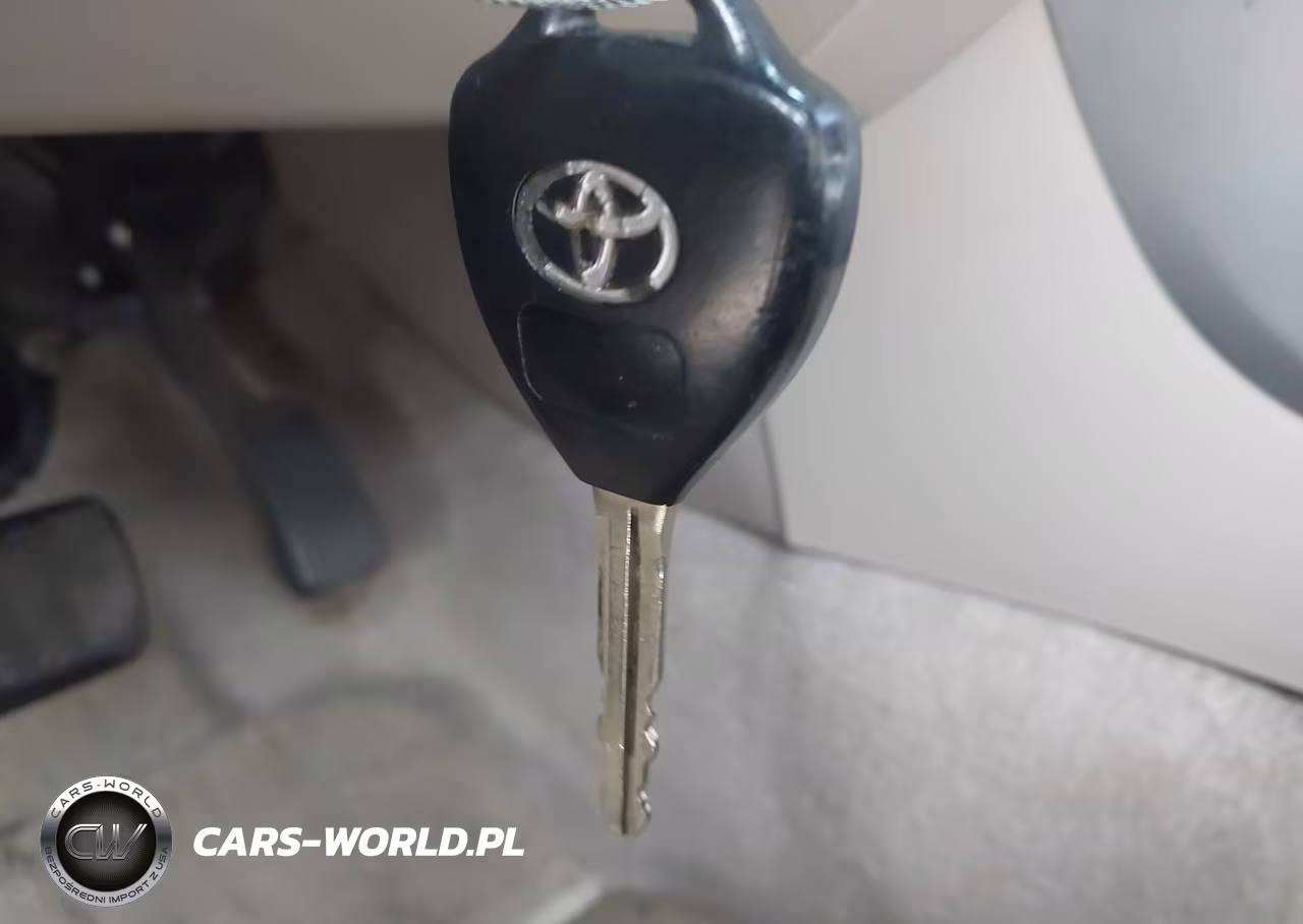 2008 Toyota Rav4 Base V6 VIN:JTMZK33V686013161 - 11
