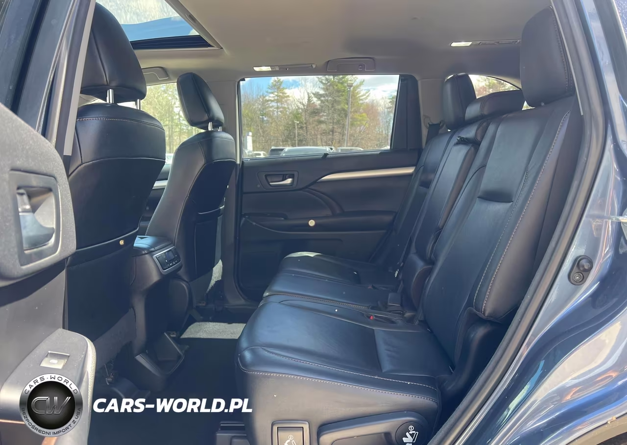 2018 Toyota Highlander Xle VIN:5TDJZRFH5JS862429 - 8