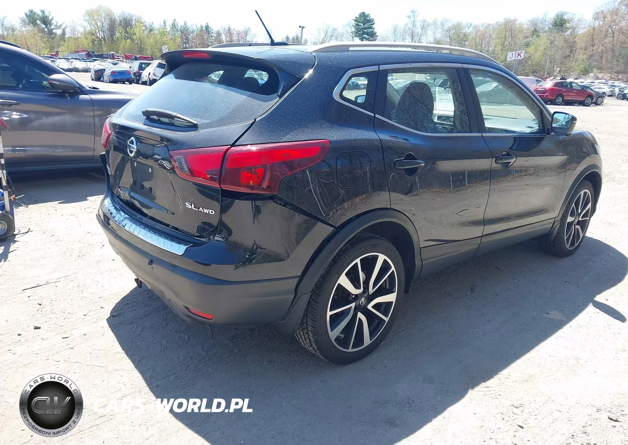 2018 Nissan Rogue Sport Sl VIN:JN1BJ1CR2JW202409 - 4