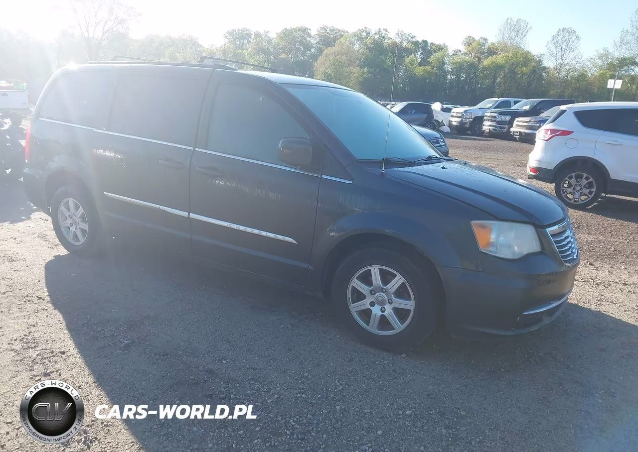 2012 Chrysler Town & Country Touring