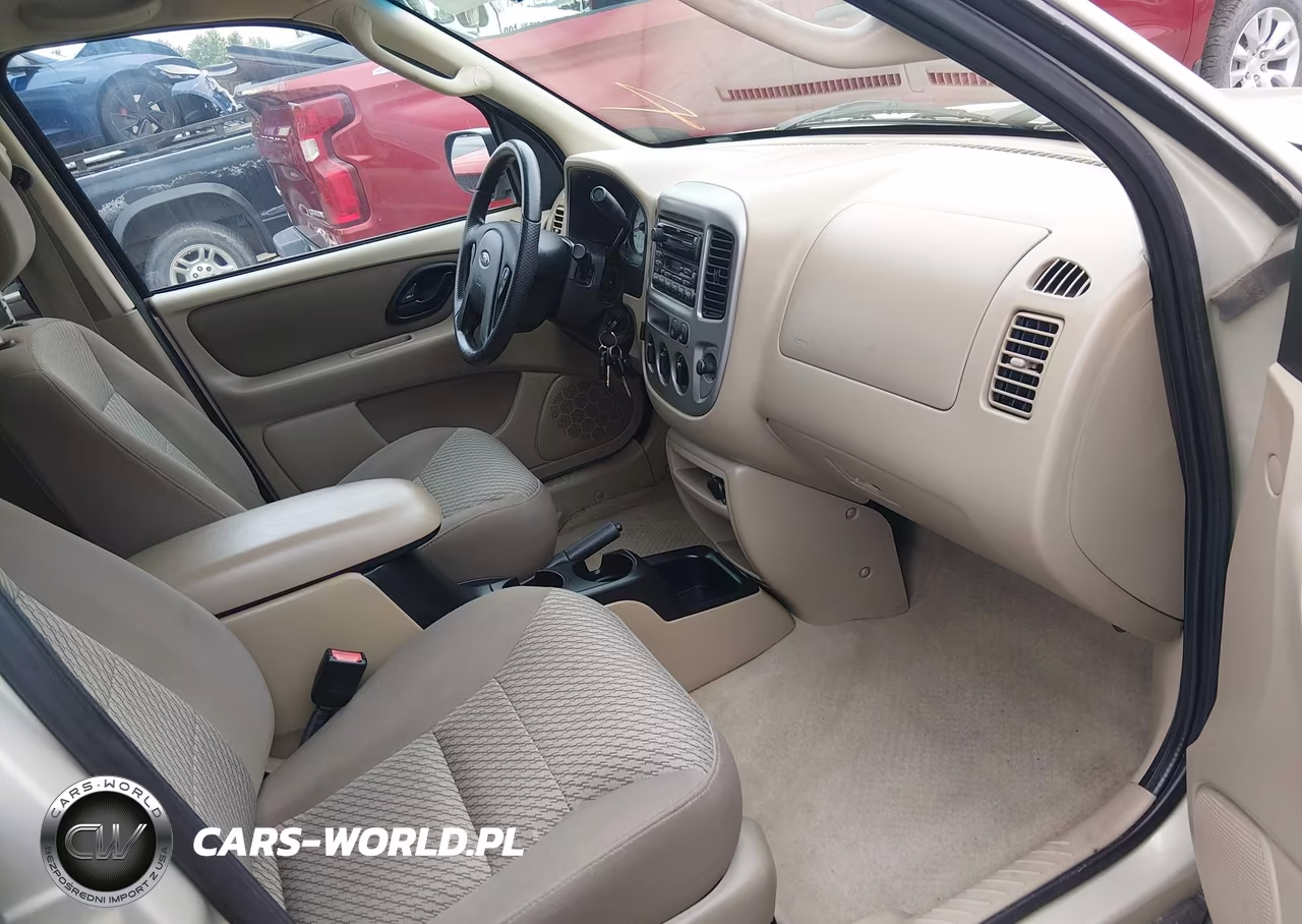 2004 Ford Escape Xlt VIN:1FMYU931X4KA50149 - 5
