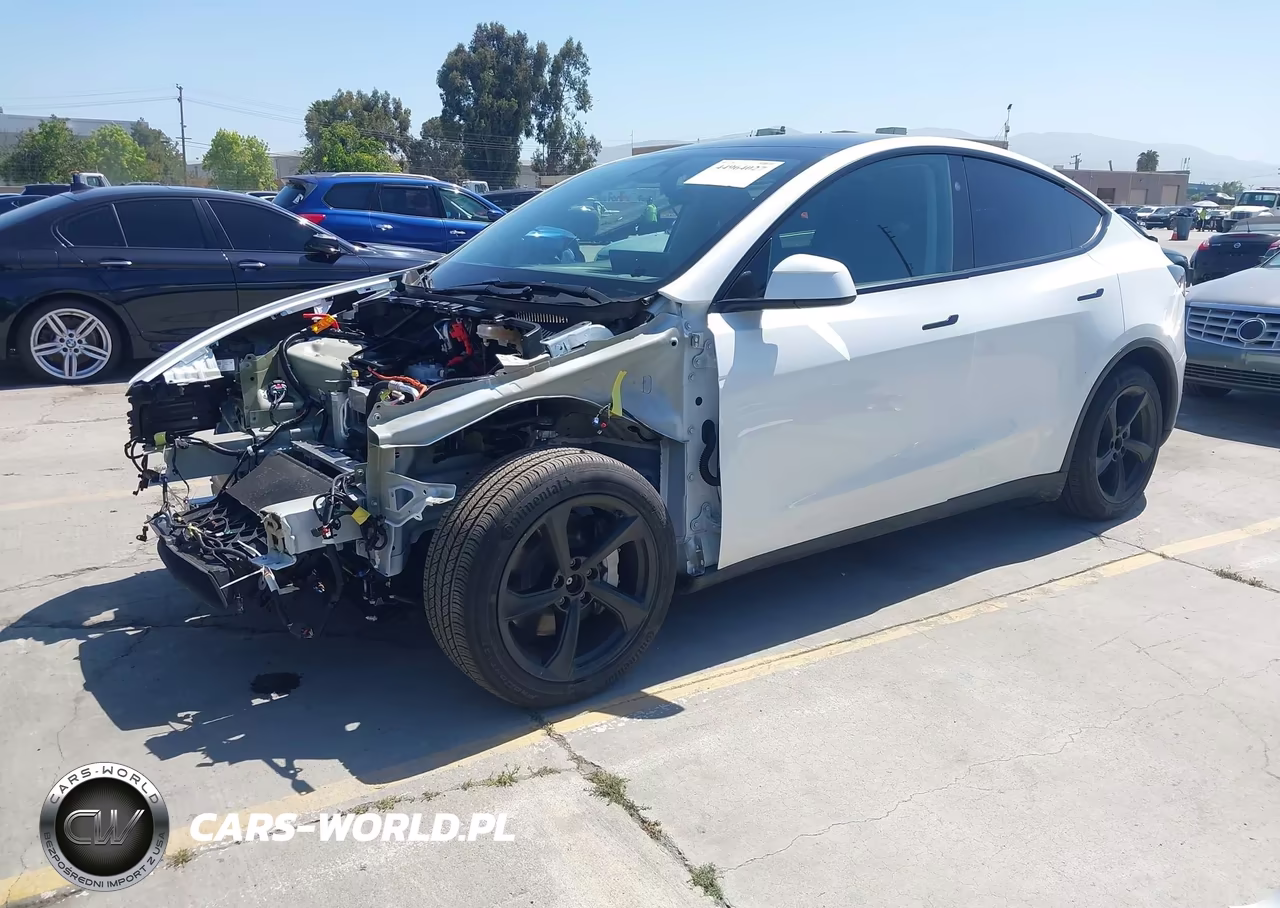 2026 Tesla Model Y All-Wheel Drive-Long Range Launch Series-Premium All-Wheel Drive VIN:7SAYGDEEXTF453996 - 2