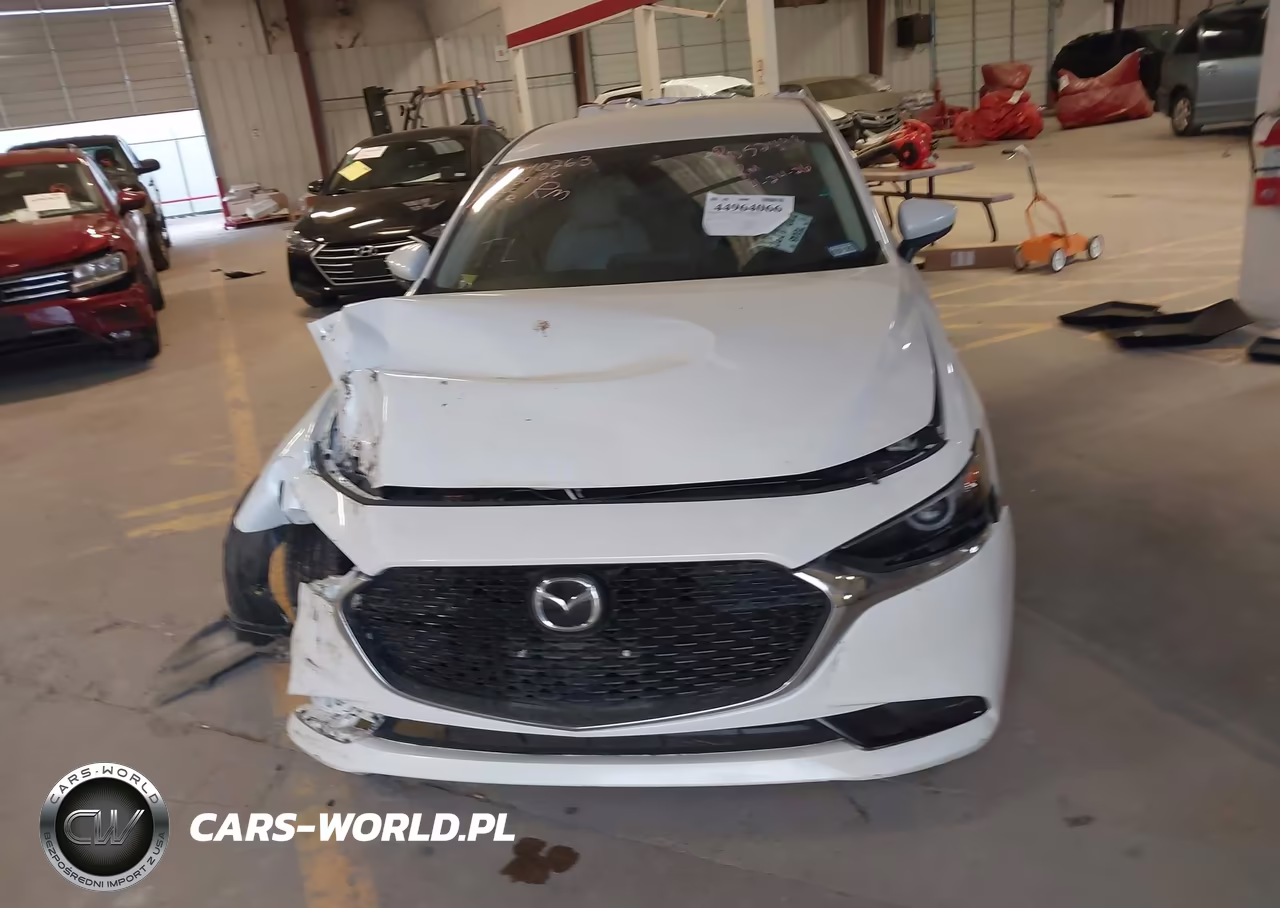 2019 Mazda Mazda3 Preferred Package VIN:3MZBPADL5KM113132 - 11