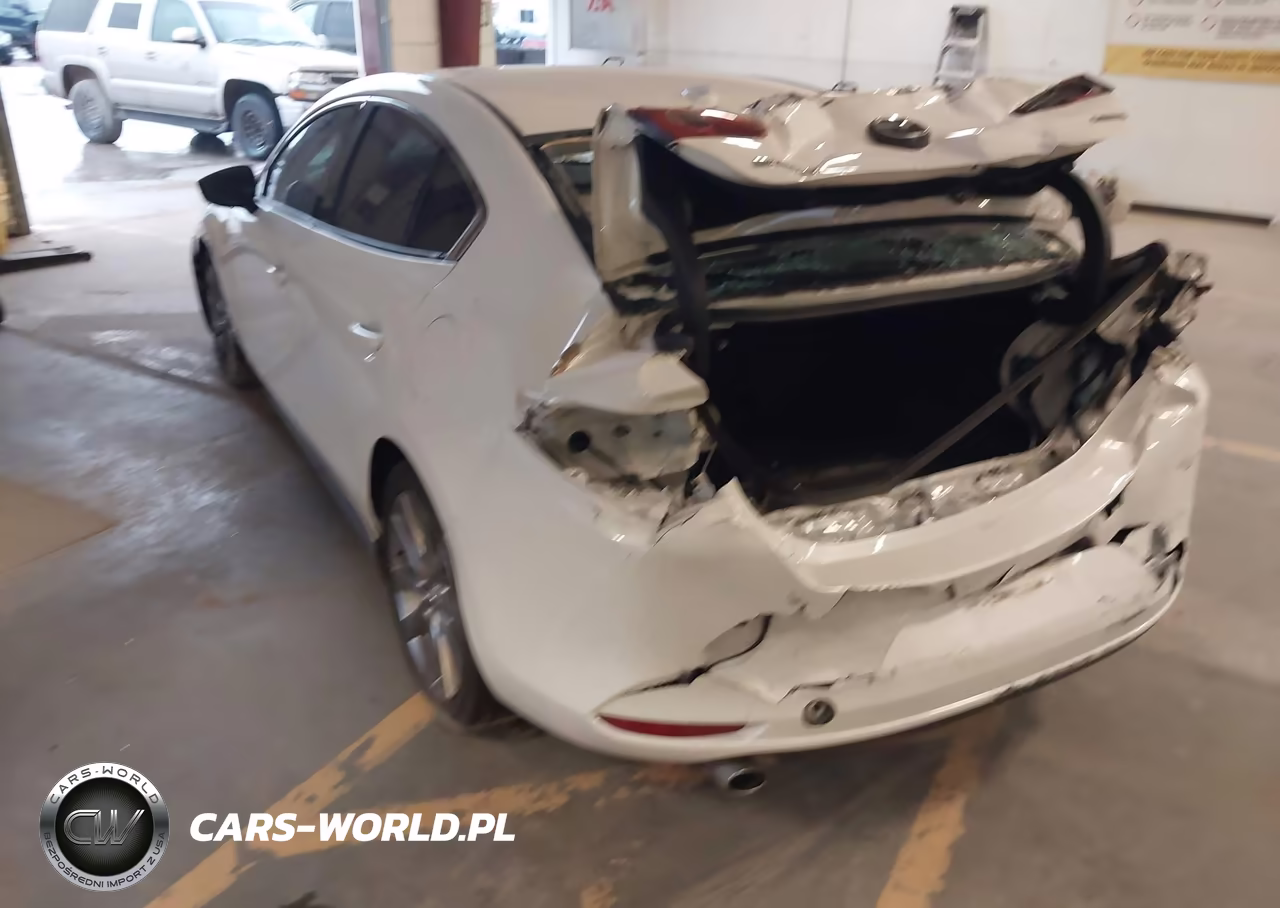 2019 Mazda Mazda3 Preferred Package VIN:3MZBPADL5KM113132 - 3