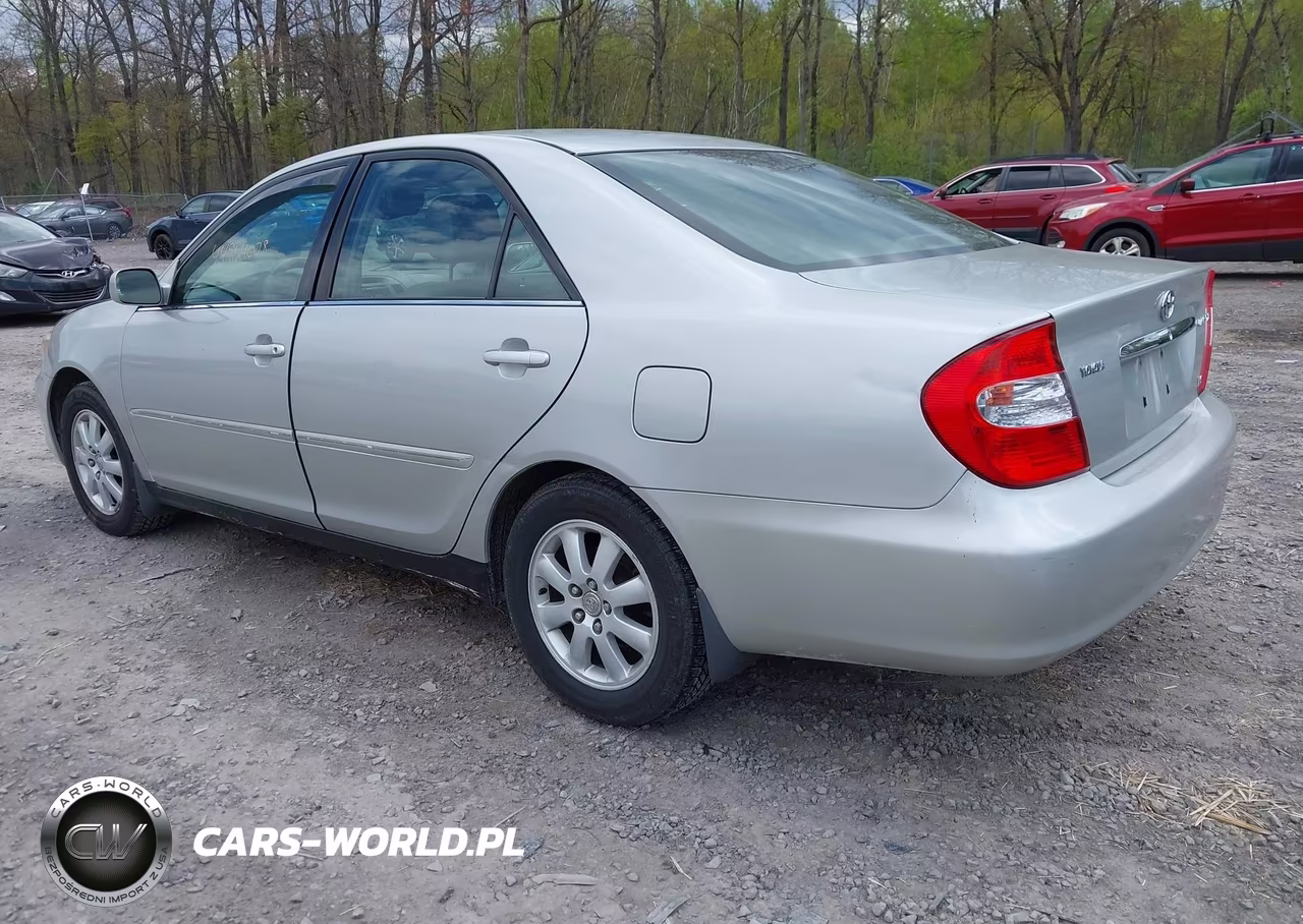 2004 Toyota Camry Xle V6 VIN:4T1BF30K04U068836 - 3