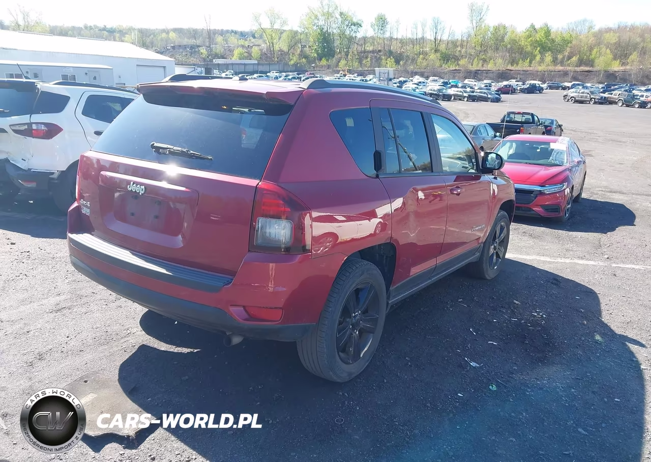 2017 Jeep Compass Sport 4X4 VIN:1C4NJDBB5HD105940 - 4