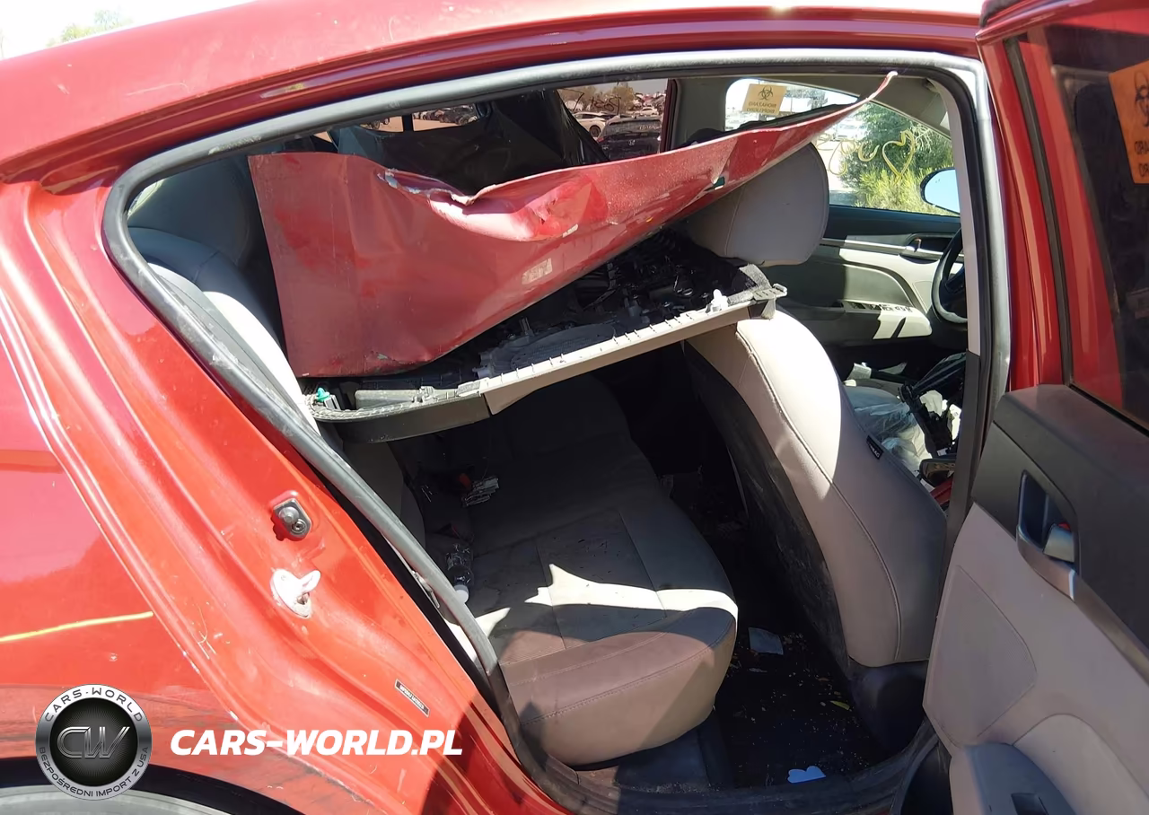 2018 Hyundai Elantra Sel VIN:5NPD84LF3JH295231 - 8
