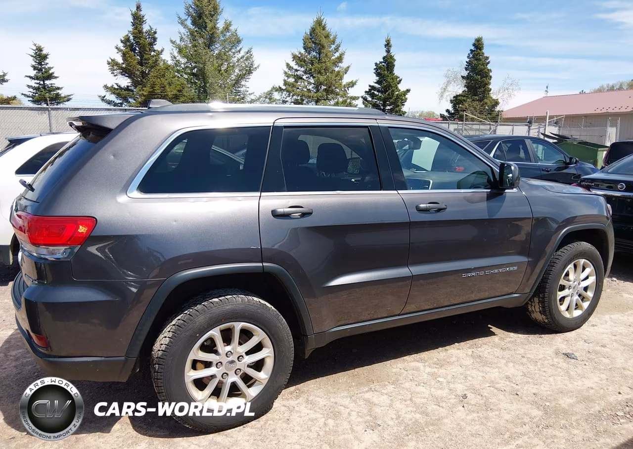 2015 Jeep Grand Cherokee Laredo VIN:1C4RJFAG1FC168370 - 13