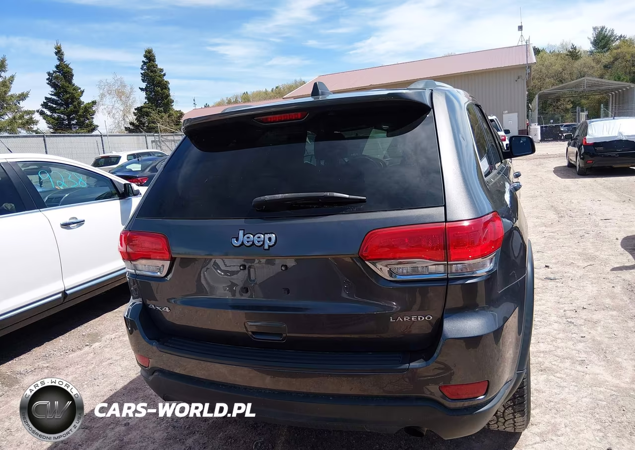 2015 Jeep Grand Cherokee Laredo VIN:1C4RJFAG1FC168370 - 16