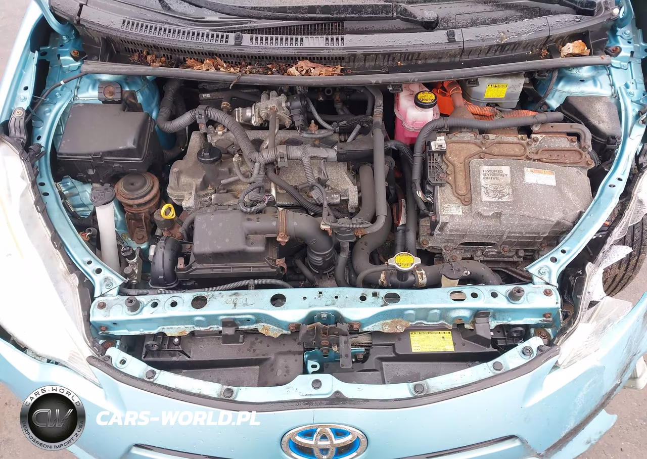2014 Toyota Prius C One VIN:JTDKDTB36E1070481 - 10