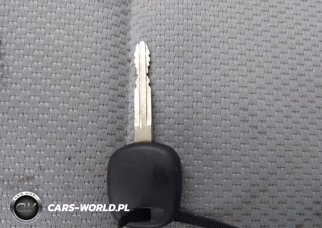 2014 Toyota Prius C One VIN:JTDKDTB36E1070481 - 11