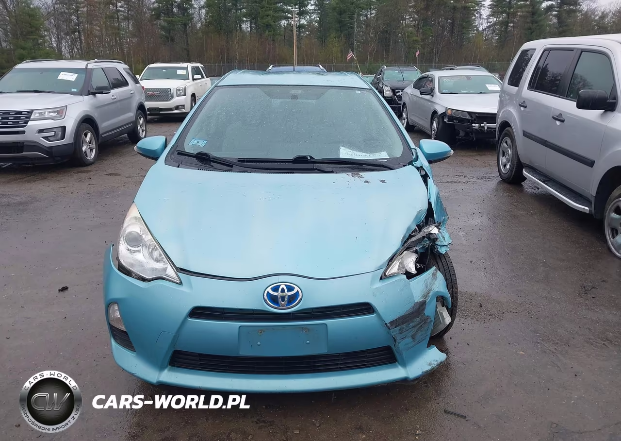 2014 Toyota Prius C One VIN:JTDKDTB36E1070481 - 13