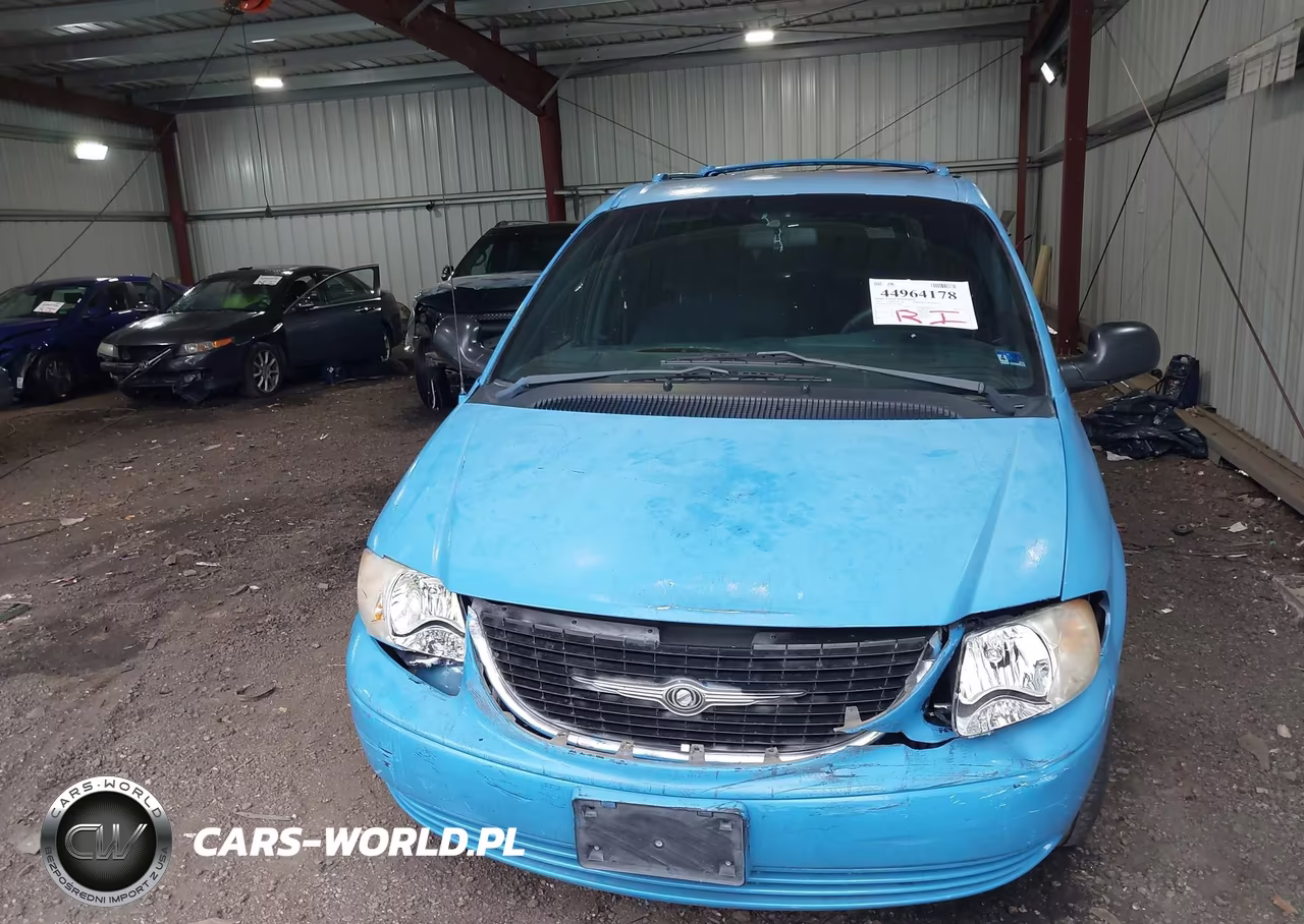 2002 Chrysler Town & Country Lx VIN:2C4GP44382R553851 - 12