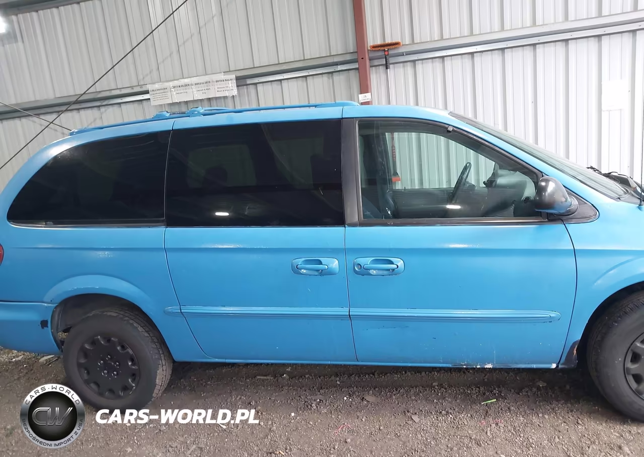 2002 Chrysler Town & Country Lx VIN:2C4GP44382R553851 - 13