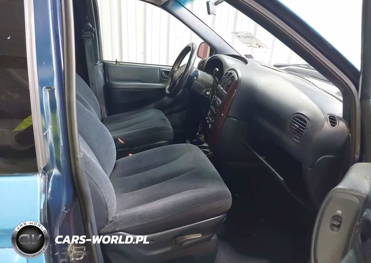2002 Chrysler Town & Country Lx VIN:2C4GP44382R553851 - 5