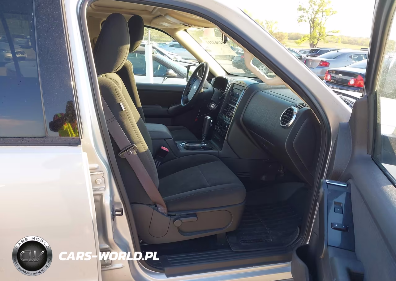 2010 Ford Explorer Xlt VIN:1FMEU7DE0AUA60956 - 5