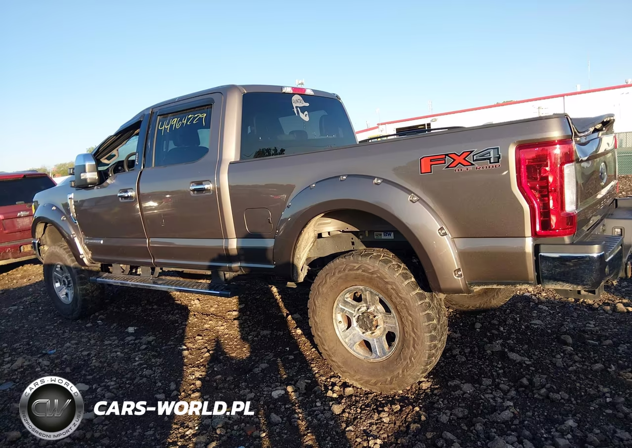 2018 Ford F-250 Xlt VIN:1FT7W2BTXJEB07478 - 14
