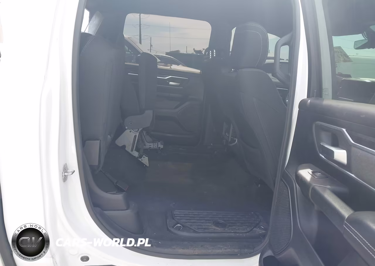 2020 Ram 1500 Big Horn 4X4 5'7 Box VIN:1C6SRFFT4LN421172 - 8