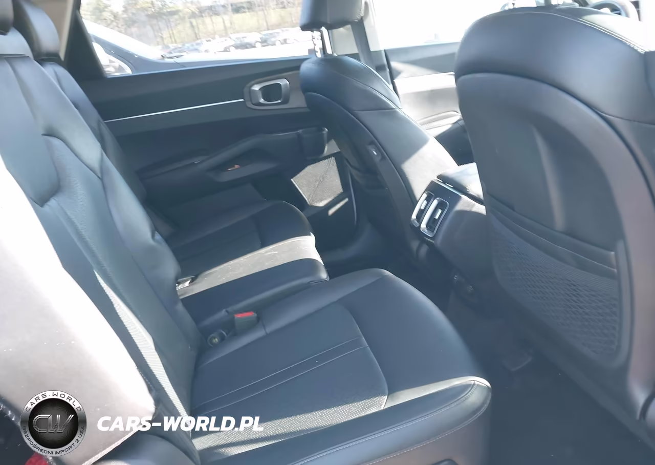 2022 Kia Sorento X-Line S VIN:5XYRLDLC0NG124752 - 8