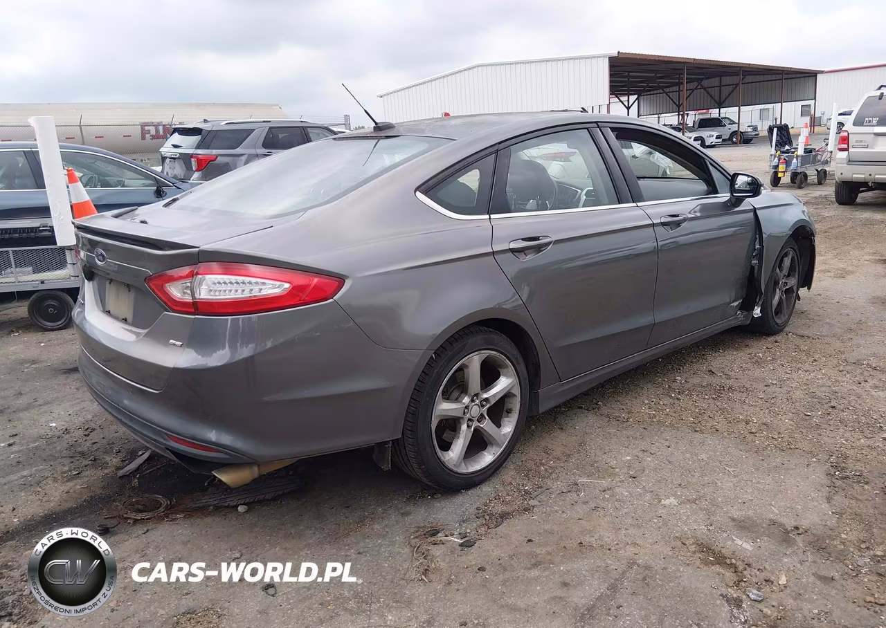 2014 Ford Fusion Se VIN:1FA6P0H71E5371742 - 4