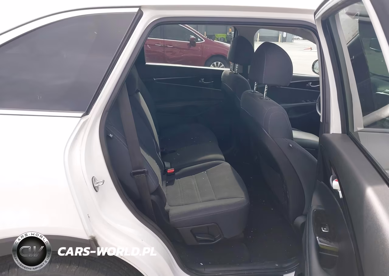 2018 Kia Sorento 2.4L Lx VIN:5XYPGDA34JG424352 - 8