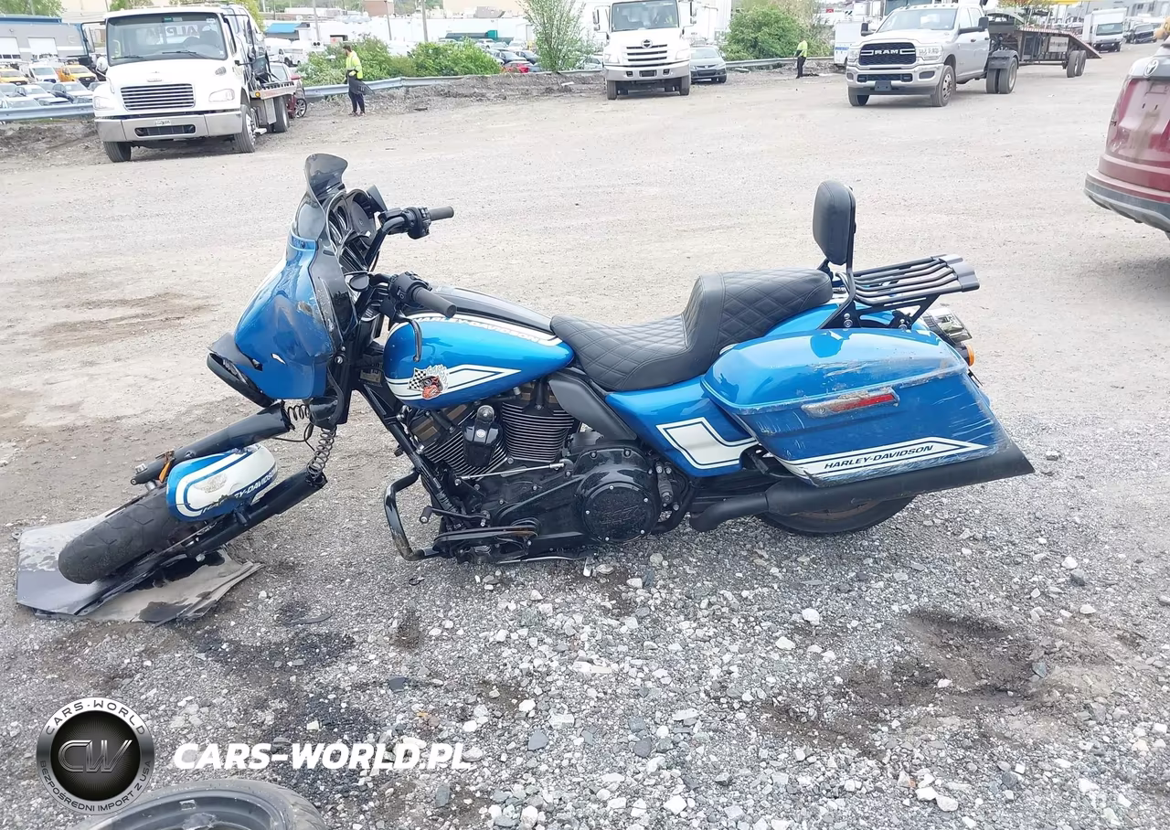 2023 Harley-Davidson Flhxst VIN:1HD1ABL1XPB661923 - 13