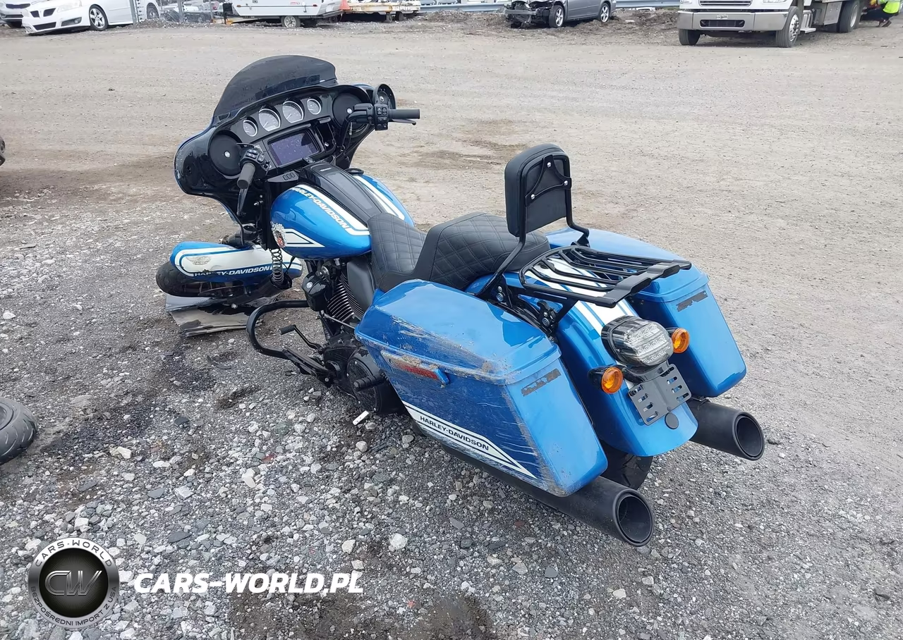 2023 Harley-Davidson Flhxst VIN:1HD1ABL1XPB661923 - 3