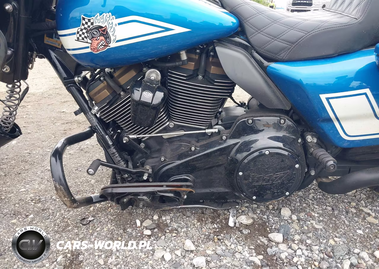 2023 Harley-Davidson Flhxst VIN:1HD1ABL1XPB661923 - 9