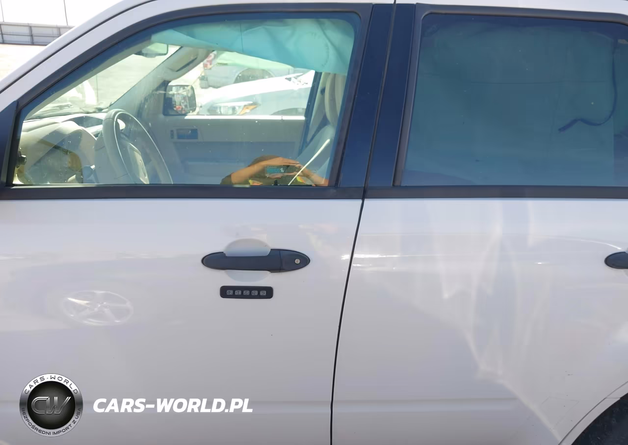 2011 Ford Escape Xlt VIN:1FMCU0DG8BKC02838 - 13