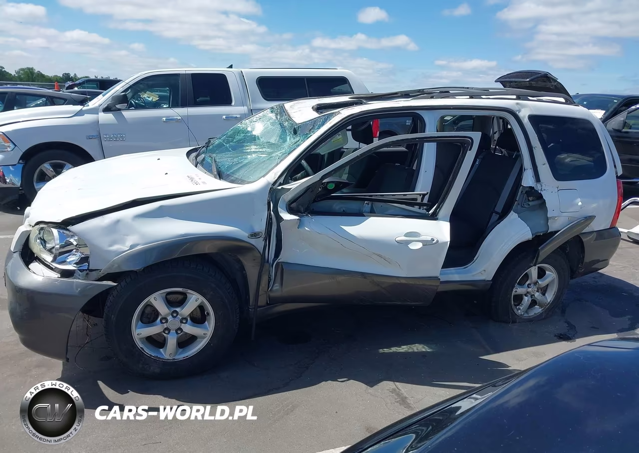 2005 Mazda Tribute S VIN:4F2YZ04185KM60353 - 15