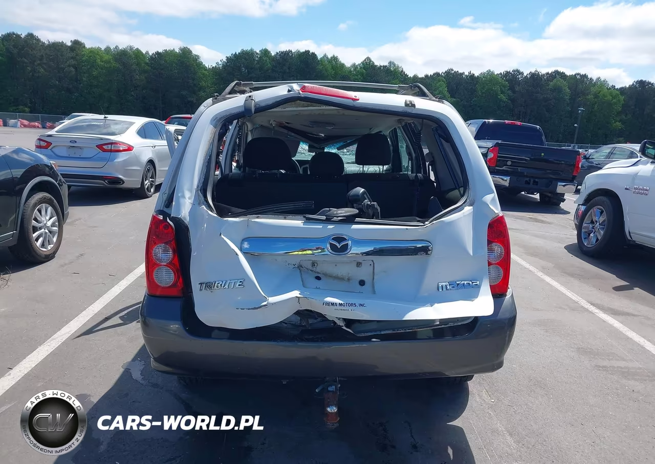 2005 Mazda Tribute S VIN:4F2YZ04185KM60353 - 17
