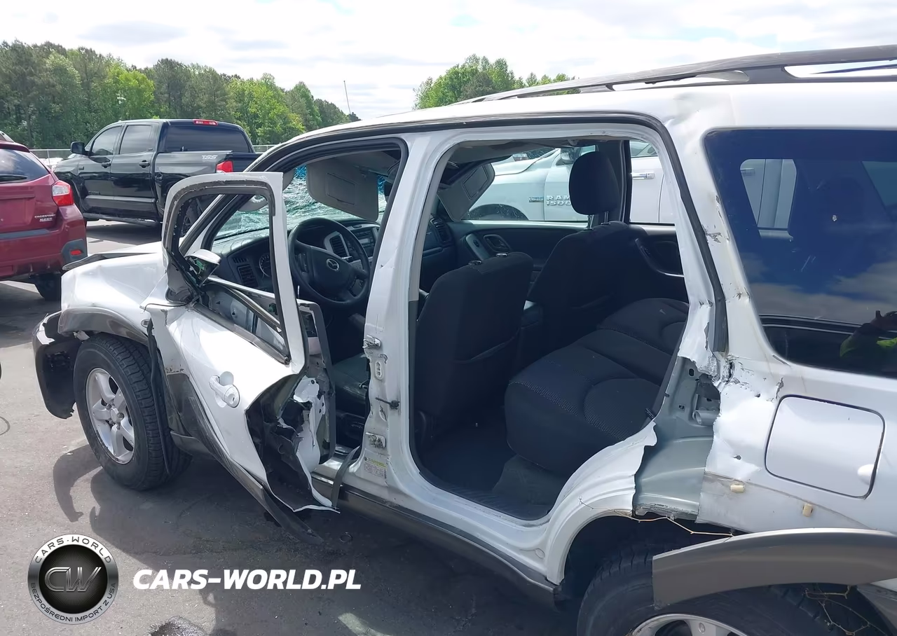 2005 Mazda Tribute S VIN:4F2YZ04185KM60353 - 6