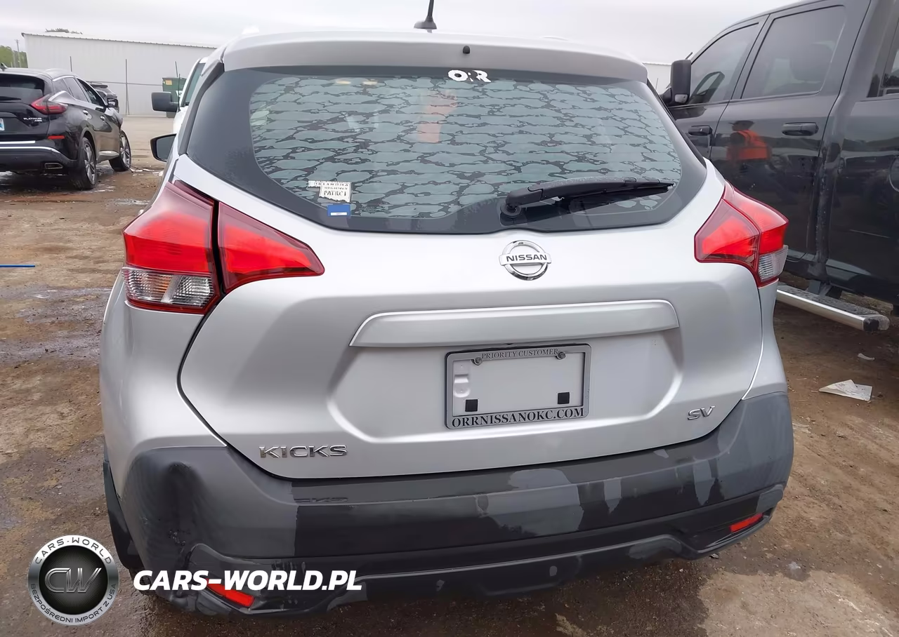 2019 Nissan Kicks Sv VIN:3N1CP5CU5KL556026 - 16