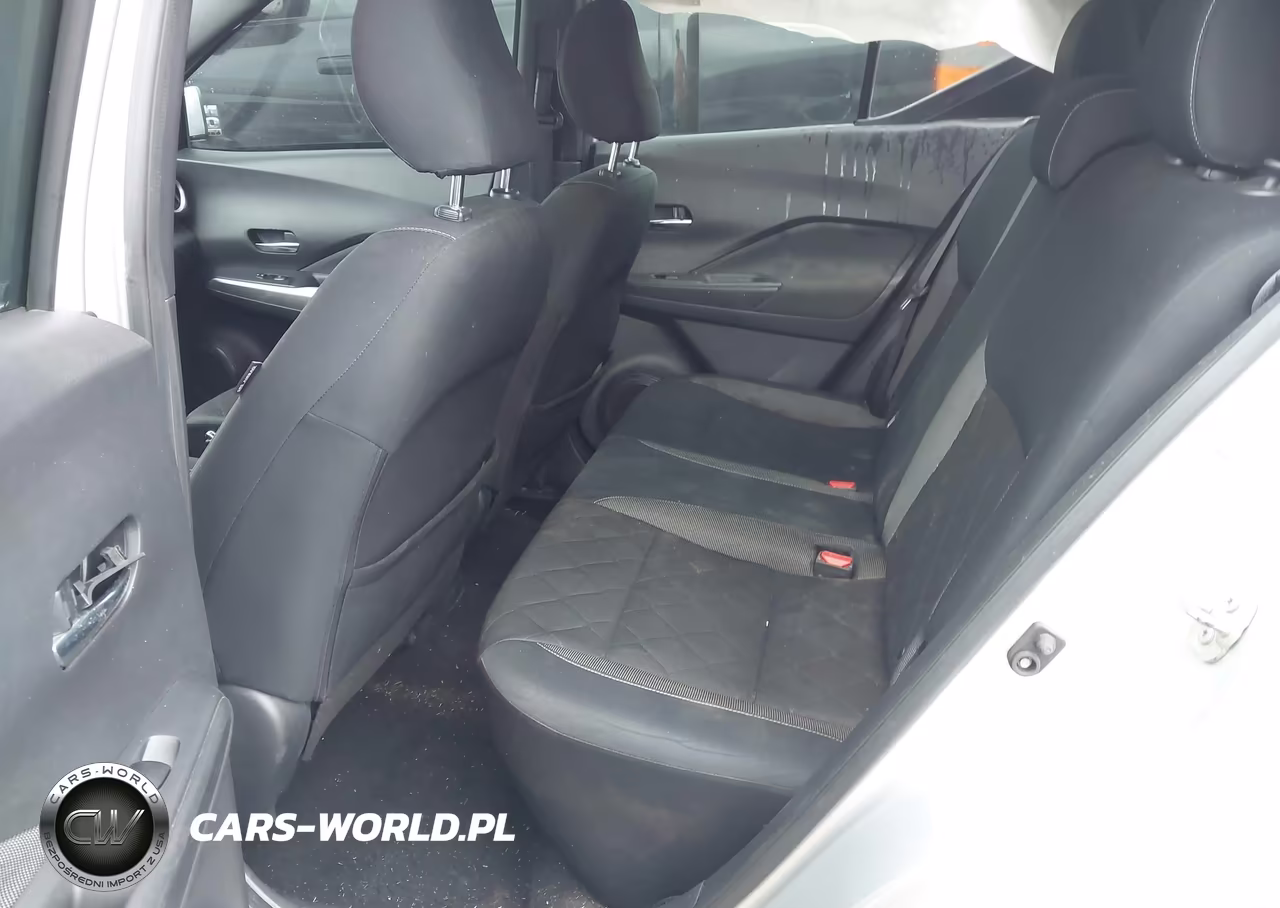 2019 Nissan Kicks Sv VIN:3N1CP5CU5KL556026 - 8