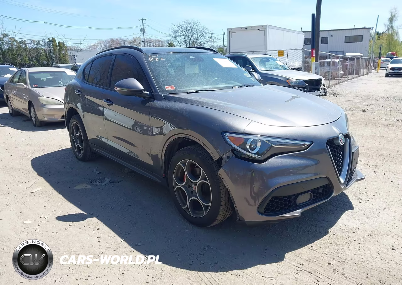 2018 Alfa Romeo Stelvio Sport Awd