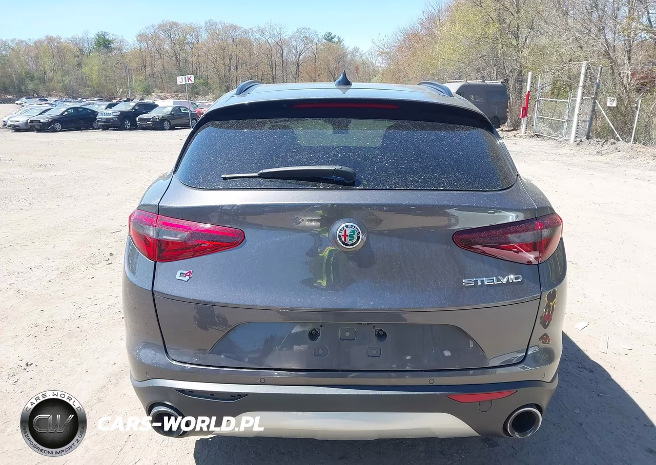 2018 Alfa Romeo Stelvio Sport Awd VIN:ZASFAKPN8J7B80784 - 16