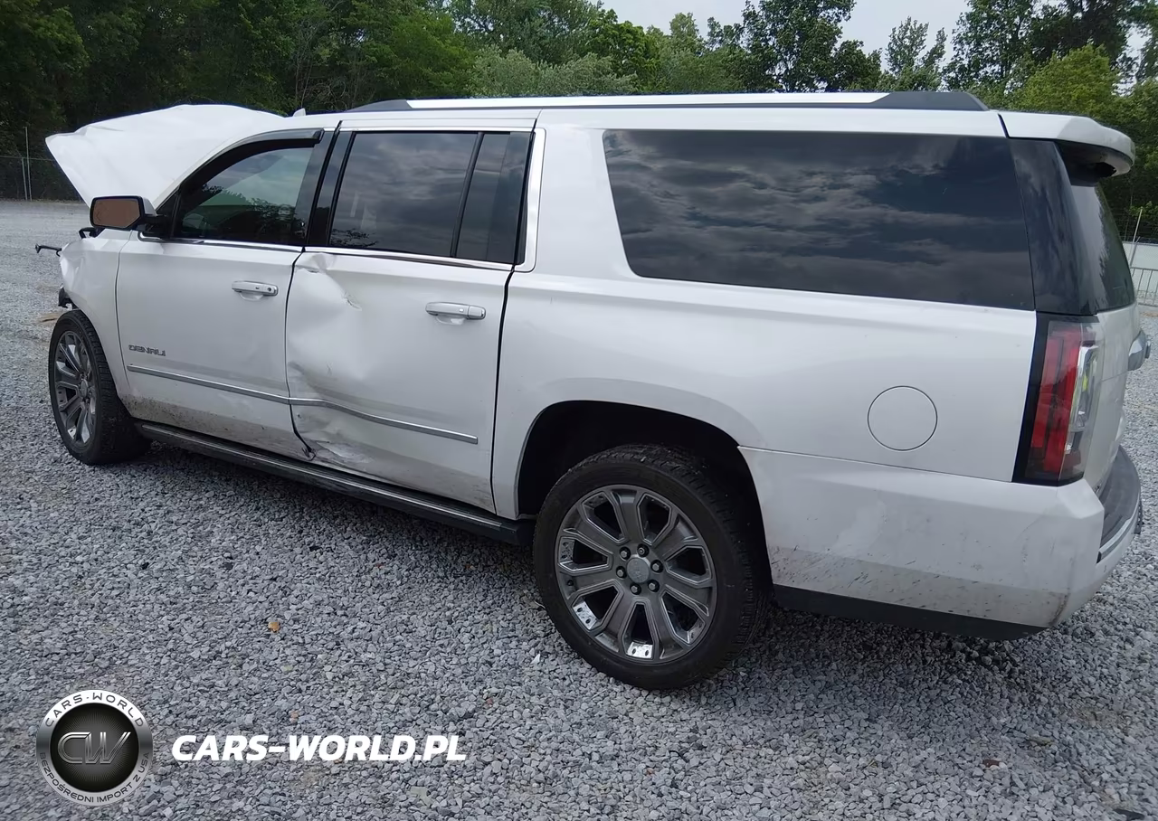 2017 GMC Yukon Xl Denali VIN:1GKS1HKJ8HR344911 - 3