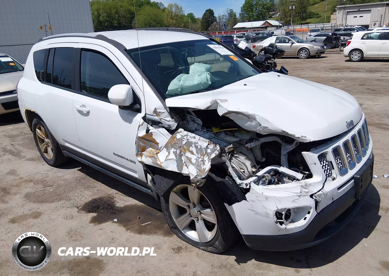 2016 Jeep Compass Latitude – zdjęcie 1 z 16
