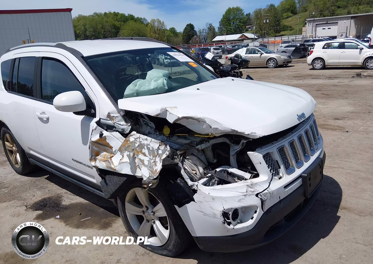 2016 Jeep Compass Latitude VIN:1C4NJDEB1GD662600 - 6