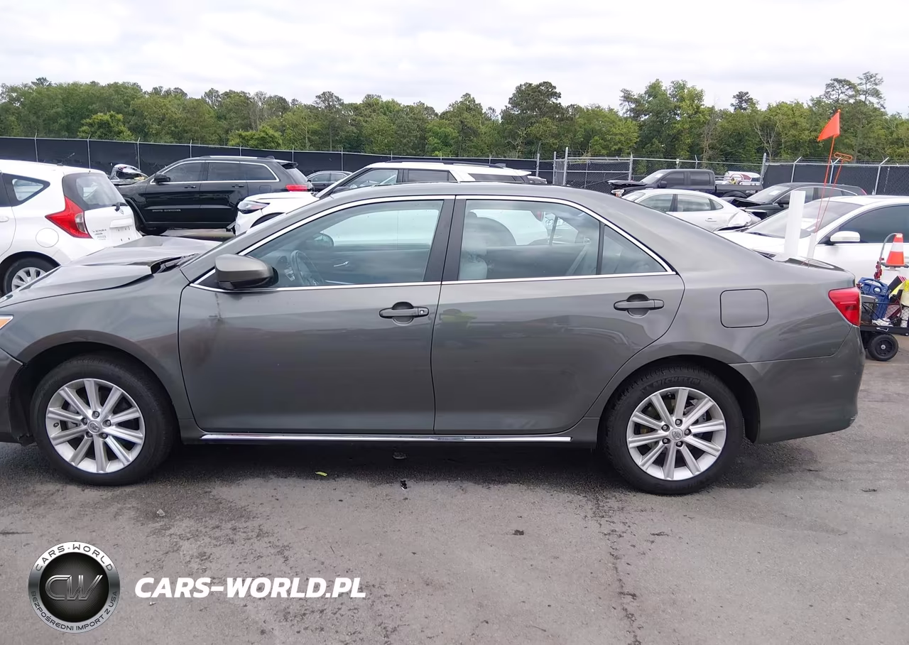 2013 Toyota Camry Xle VIN:4T1BF1FK2DU686428 - 14