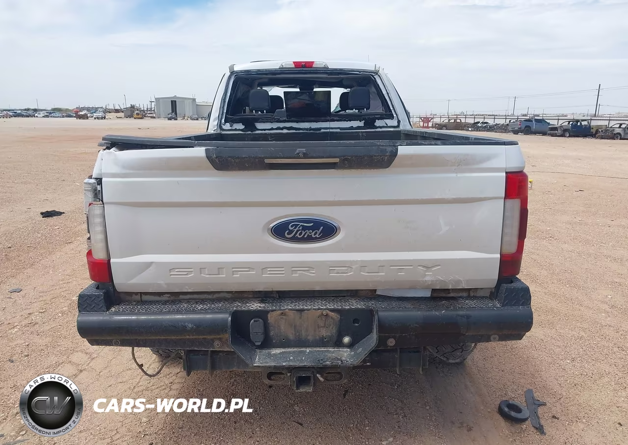 2018 Ford F-350 Lariat VIN:1FT8W3BT0JEC06787 - 18
