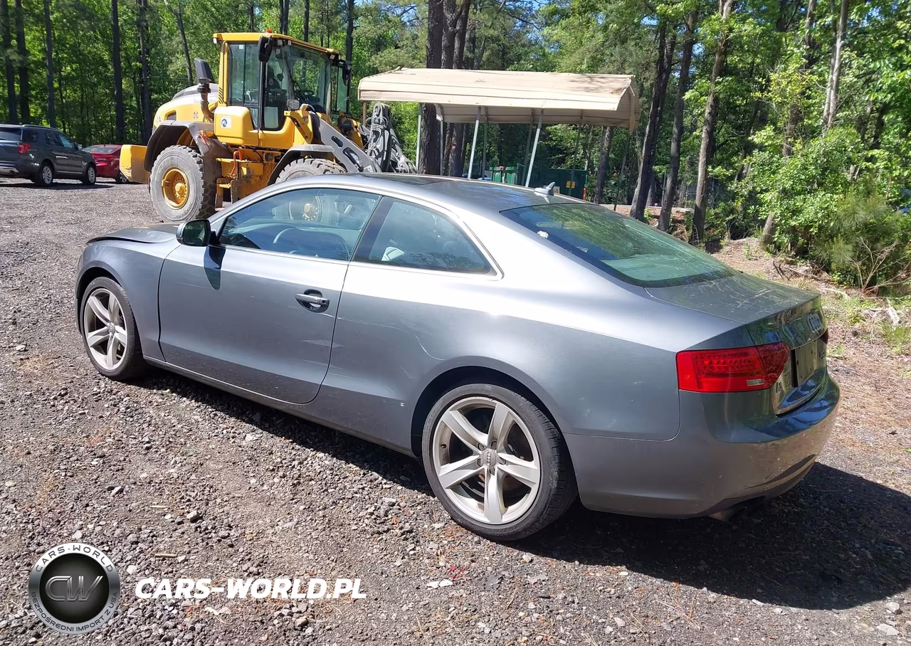 2014 Audi A5 2.0T Premium VIN:WAULFAFRXEA039605 - 3